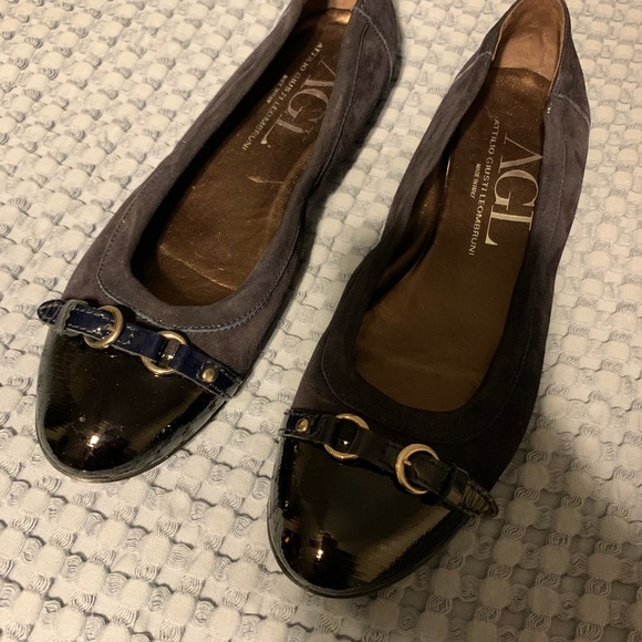 🎉 FINAL PRICE 🎉 AGL navy blue cap toe flat - Picture 2 of 7